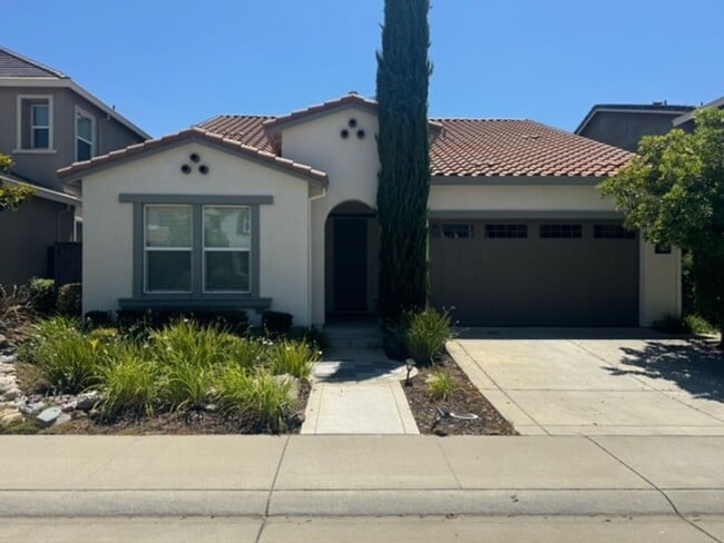 property at 2706 Chuckwagon Ln