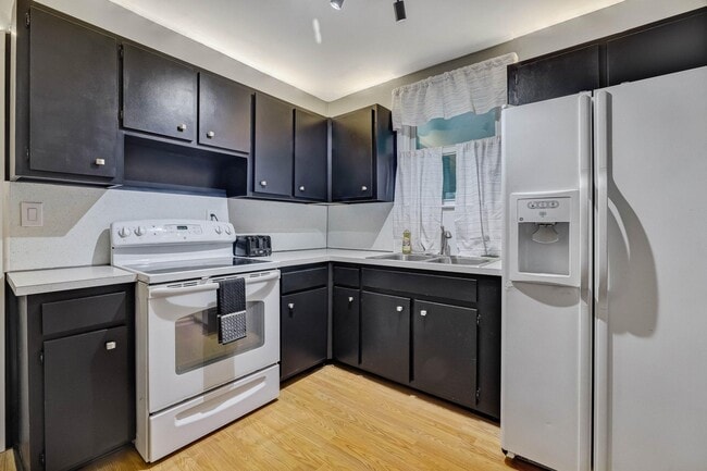 7345 Penrose St in Jacksonville, FL - Building Photo - Building Photo