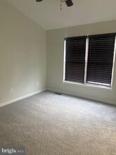 25136 Monteith Terrace in Chantilly, VA - Building Photo - Building Photo