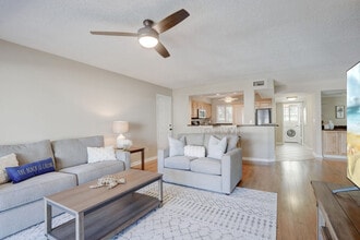 1501 Chesapeake Ave in Naples, FL - Building Photo - Building Photo