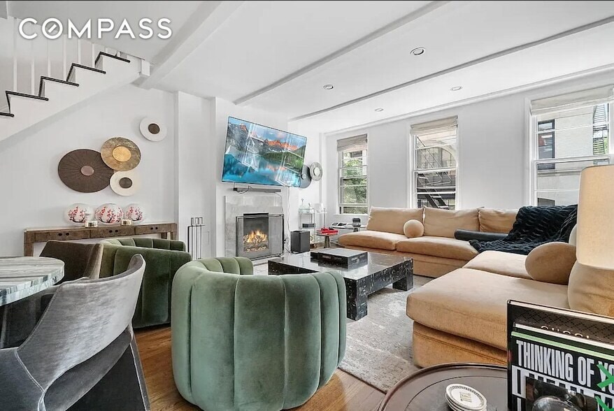 66 Jane St, Unit 2 in New York, NY - Building Photo