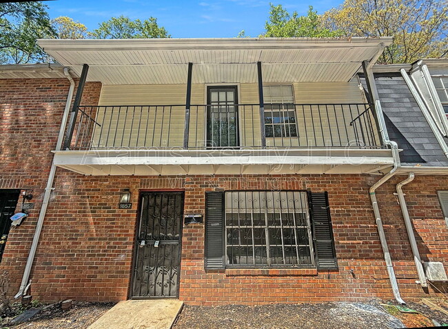 property at 1857 Whitehall Forest Ct SE