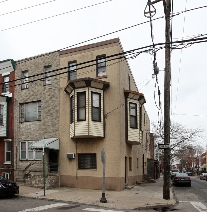 1600 S 13th St in Philadelphia, PA - Building Photo