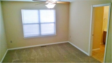 1523 Singh St in Florence, KY - Building Photo - Building Photo