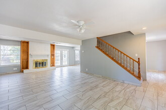 9614 Boonsboro Dr in San Antonio, TX - Building Photo - Building Photo