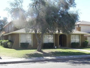 3313 W Harmont Dr in Phoenix, AZ - Building Photo - Building Photo