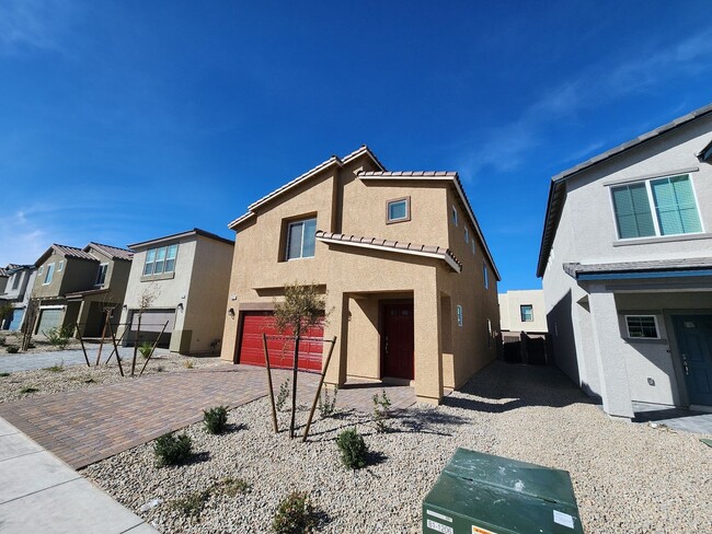 4500 Bayley Skye Ave in Las Vegas, NV - Building Photo - Building Photo