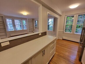 988 Memorial Dr in Cambridge, MA - Building Photo - Building Photo