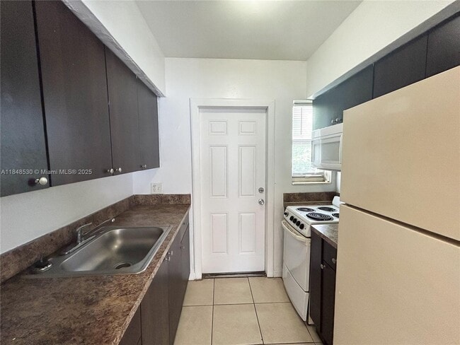 property at 1255 SW 6th St