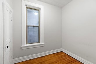 1013 N Winchester Ave, Unit 1 in Chicago, IL - Foto de edificio - Building Photo