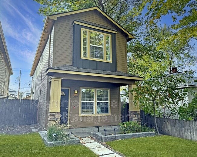 property at 2109 N 34th St