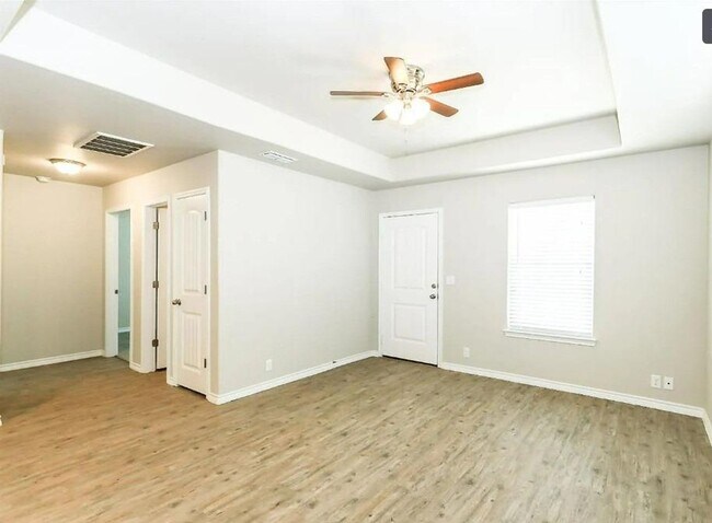 2116 24th St in Lubbock, TX - Building Photo - Building Photo