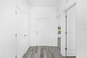 5205-5207 30th St SW in Lehigh Acres, FL - Building Photo - Building Photo