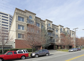 150 S 300 E in Salt Lake City, UT - Building Photo