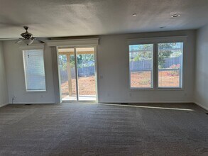 1903 Arrowhead Dr in Paradise, CA - Building Photo - Building Photo