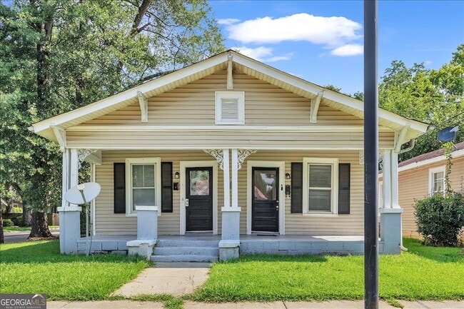 property at 107 Ellis St