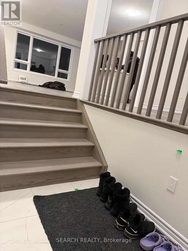 293 Lindsay St N in Kawartha Lakes, ON - Building Photo - Building Photo