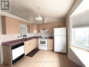 5999 Andrea Dr in Niagara Falls, ON - Building Photo - Building Photo