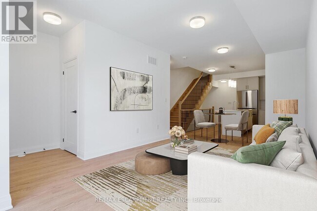 30 Burleigh Mews in Vaughan, ON - Building Photo - Building Photo