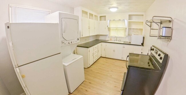 property at 404 S 18th St