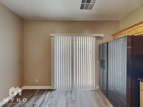 12853 N 87th Dr in Peoria, AZ - Foto de edificio - Building Photo