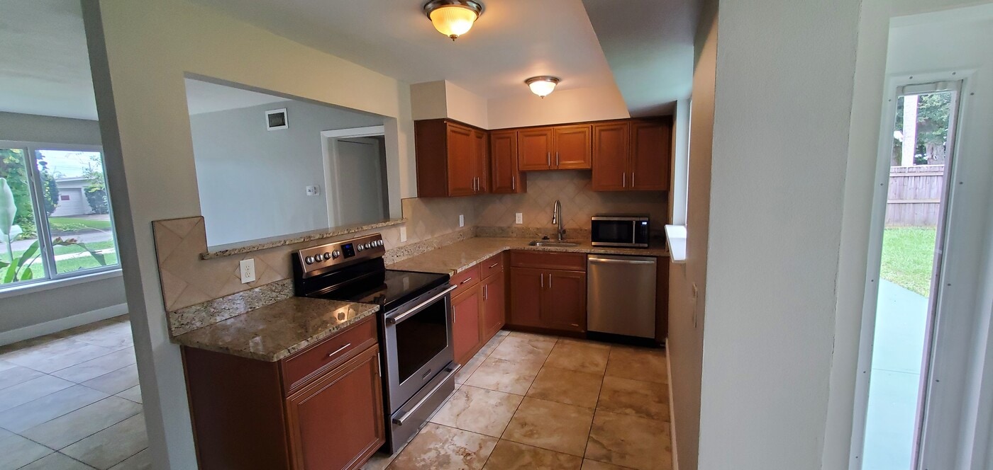 712 Saint Lucie Ln in Orlando, FL - Foto de edificio
