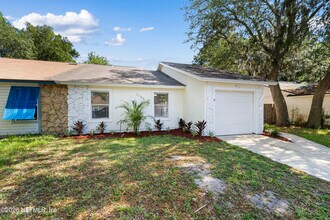 1105 Mimosa Cove Ct W in Jacksonville, FL - Building Photo - Building Photo