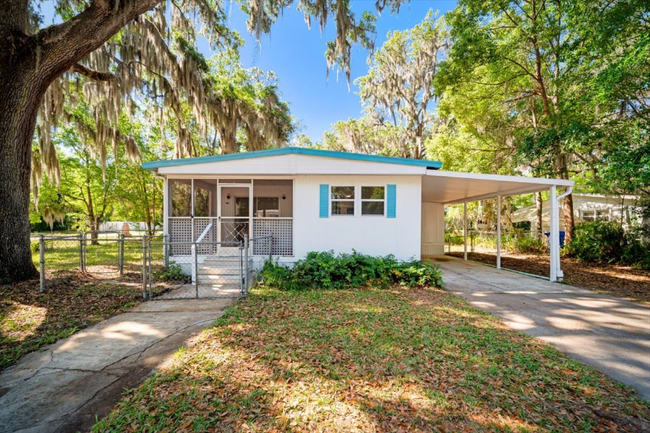 1195 Harmony Dr S in Fruit Cove, FL - Foto de edificio - Building Photo