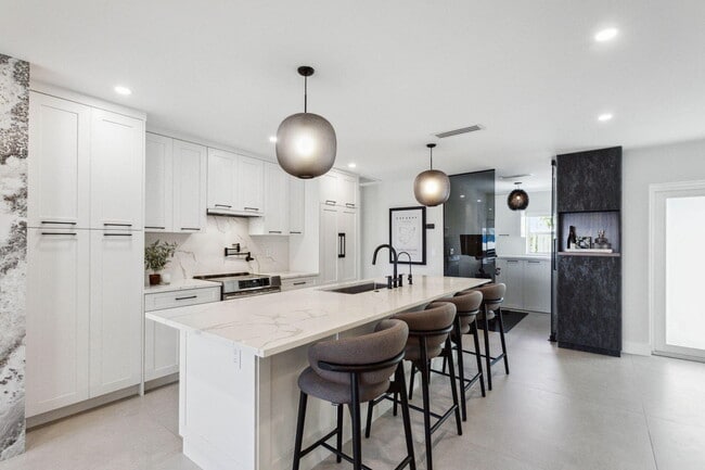 3401 S Ocean Blvd