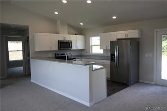 67 N Cape Terrace in Inverness, FL - Building Photo - Building Photo