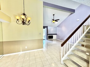 503 Ranch Trail in Irving, TX - Building Photo - Building Photo