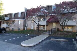 175 Malabu Dr in Lexington, KY - Building Photo