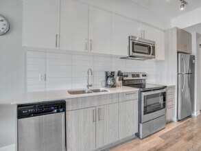 1140 Wellington St. W, Unit SI ID1223279P in Ottawa, ON - Building Photo - Building Photo