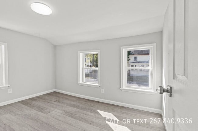 16 Berkley Rd in Mount Royal, NJ - Building Photo - Building Photo