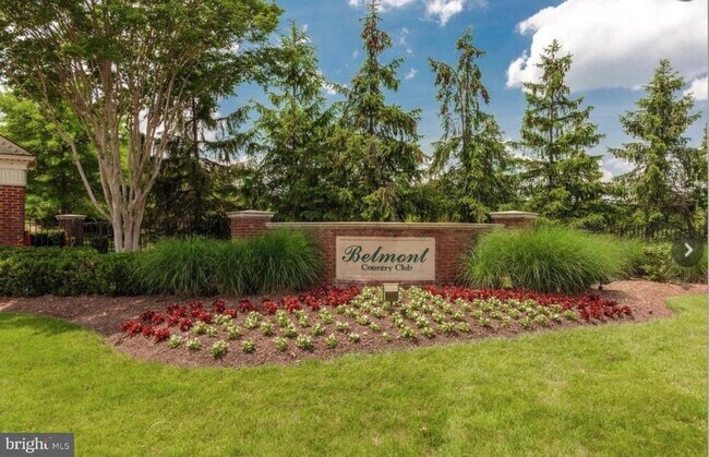 20133 Valhalla Square in Ashburn, VA - Foto de edificio - Building Photo