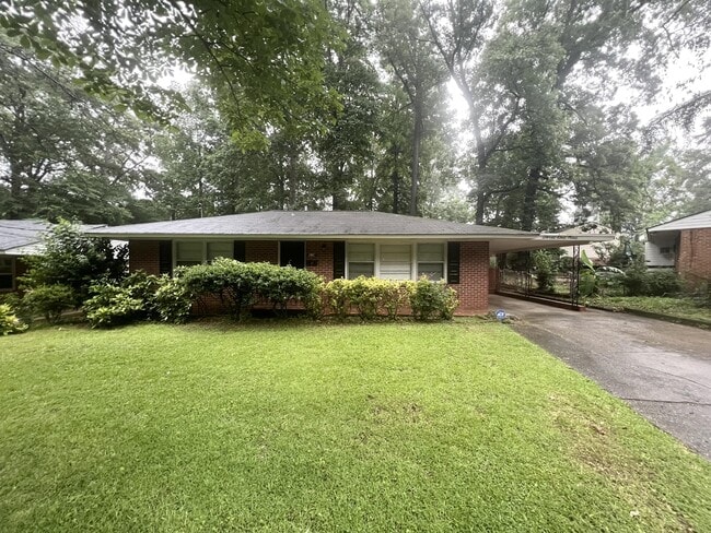 319 Forest Hills Dr
