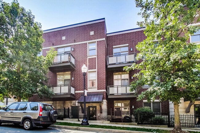 property at 765 W 15th St