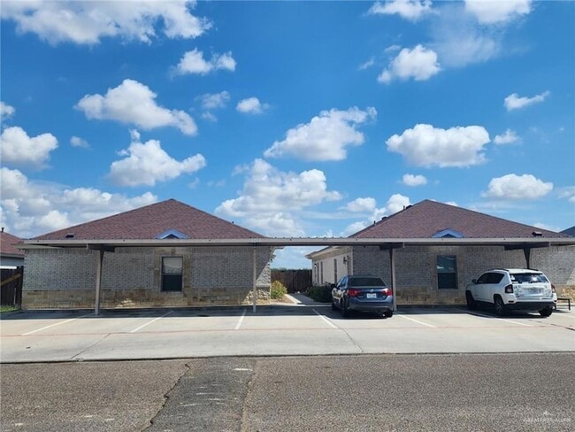 property at 1217 W Garfield Ave