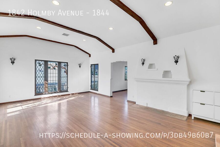 1842 Holmby Ave in Los Angeles, CA - Building Photo