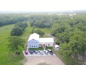 3937 Riverside Pky in Bryan, TX - Building Photo - Building Photo