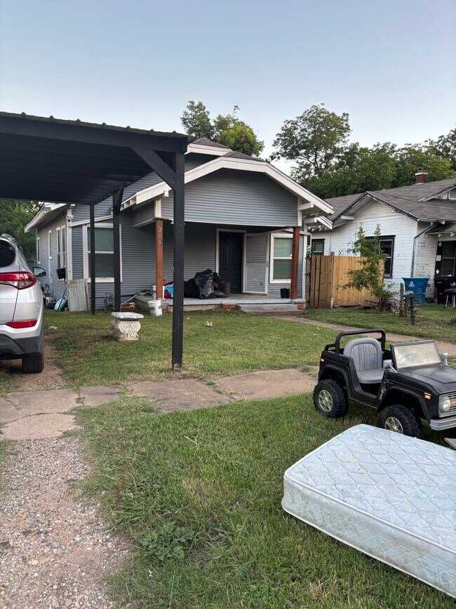 property at 210 W Heron St