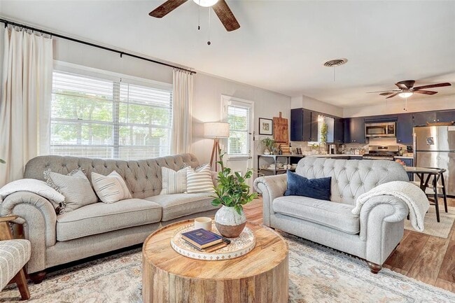 property at 511 S Myrtle St