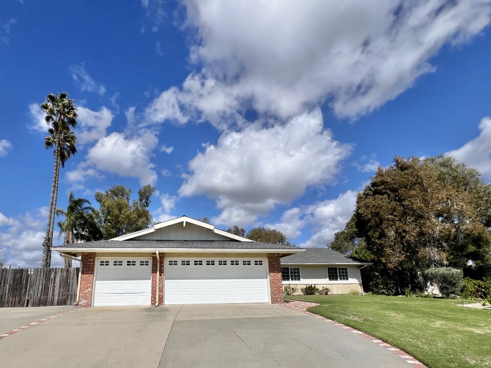 3376 Garibaldi Pl in Carlsbad, CA - Building Photo