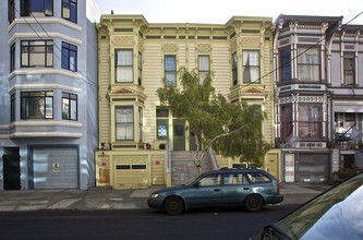 113-115 1/2 Bartlett Street in San Francisco, CA - Building Photo - Building Photo