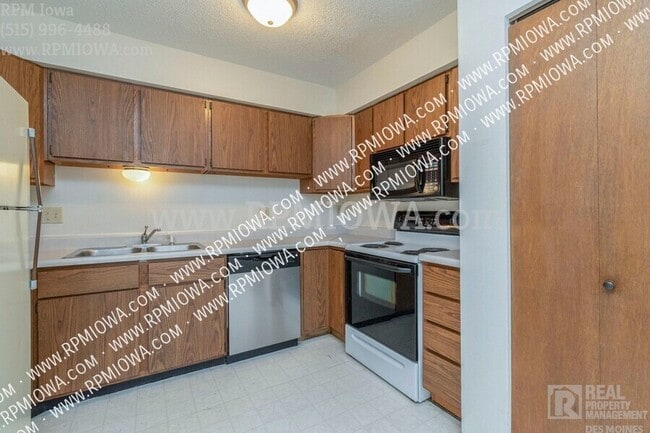 4112 Harris St in Ames, IA - Building Photo - Building Photo