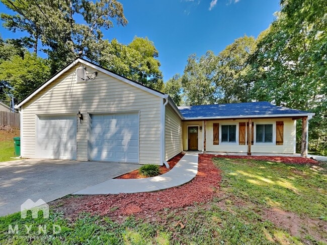 property at 1902 Grant Ln