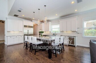 3107 W Lawn Ave in Tampa, FL - Building Photo - Building Photo