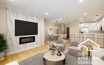 215 S Westmore-Meyers Rd in Lombard, IL - Foto de edificio - Building Photo