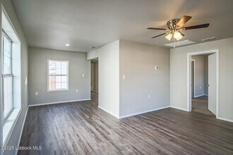 1705 Avenue T in Lubbock, TX - Building Photo - Building Photo