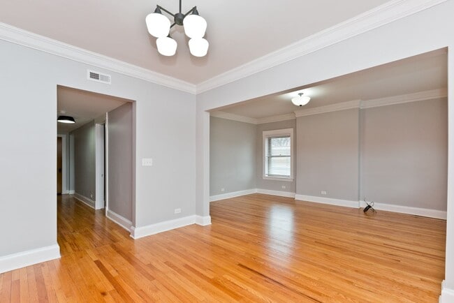 property at 1046 Chicago Ave